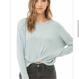 4/25$ Forever 21 Soft Twist Hem Long Sleeve Blue